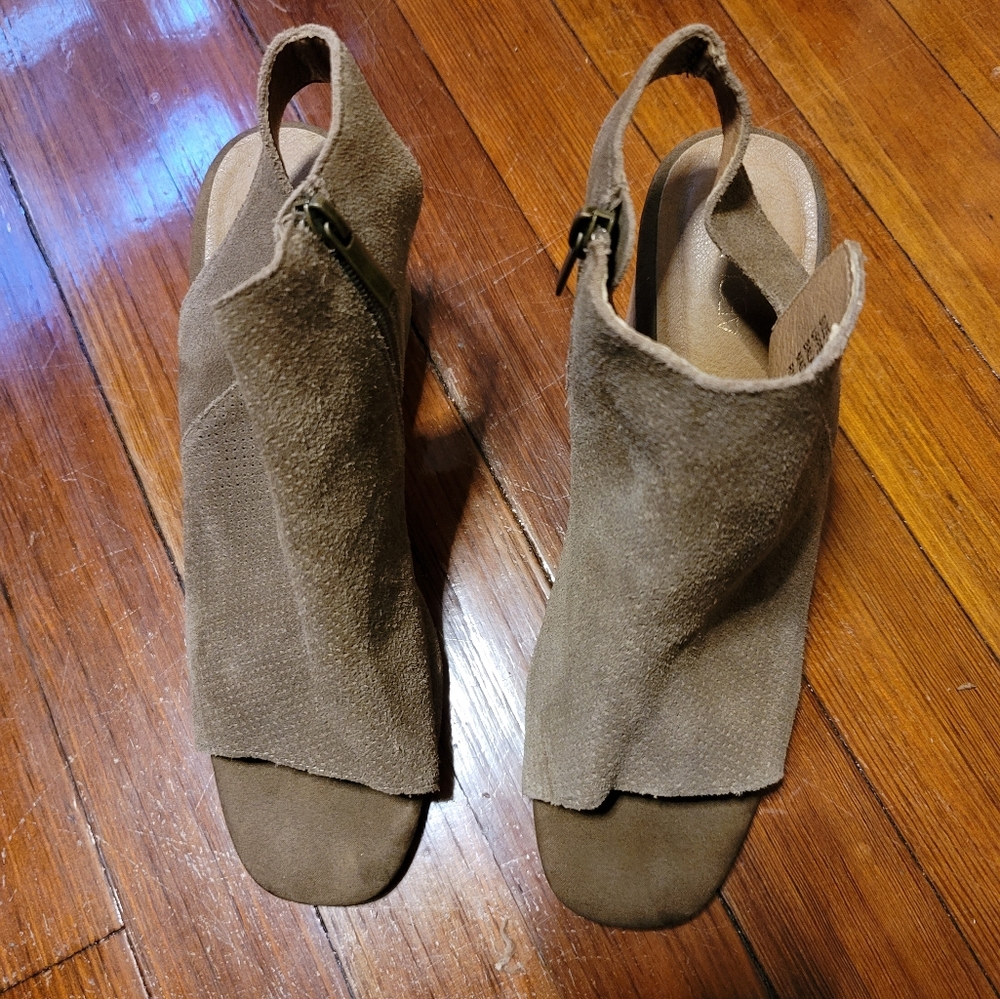 Abound Leather Suede Open Toe Heels-Size 8 1/2-Toupe